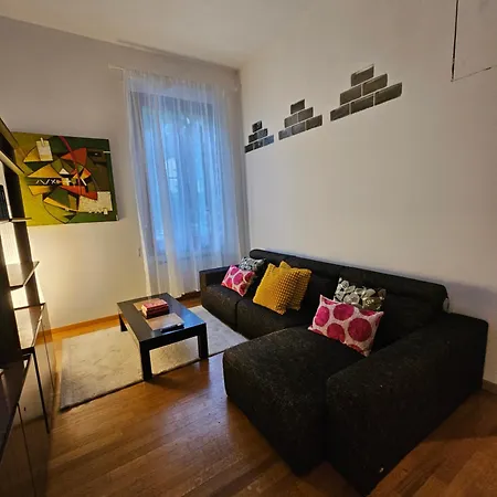 Scialoia Blue Apartment Florenz