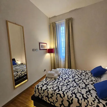 Scialoia Blue Apartment