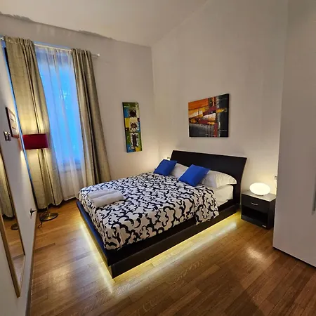 Scialoia Blue Apartment